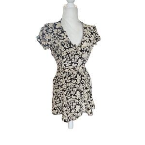 Lauren raulph Lauren 100% silk floral knee length dress EUC